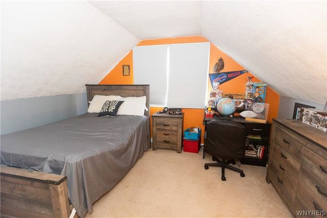 63 Sprucewood Drive, Cheektowaga, NY 14227