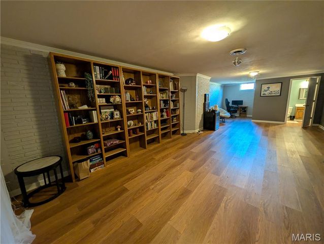 995 Holiday Point Parkway, Edwardsville, IL 62025