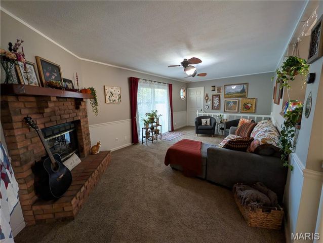 995 Holiday Point Parkway, Edwardsville, IL 62025