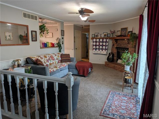 995 Holiday Point Parkway, Edwardsville, IL 62025