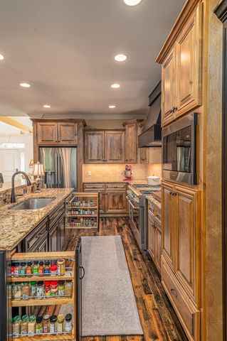 3767 Lacy Leaf Lane, Apison, TN 37302