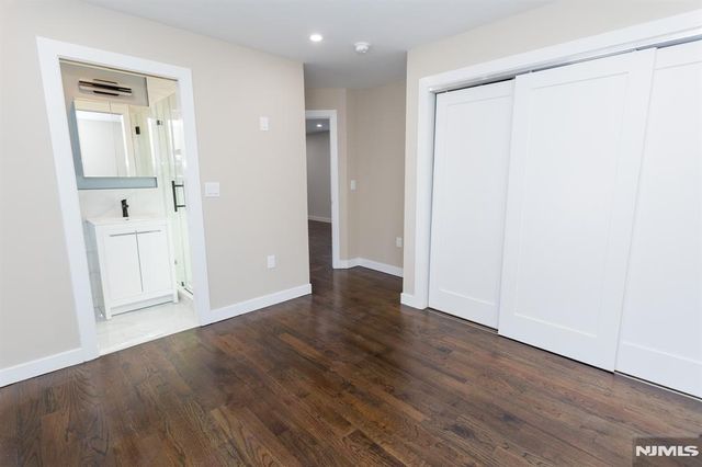 17 Warren Street 2, Bergenfield, NJ 07621