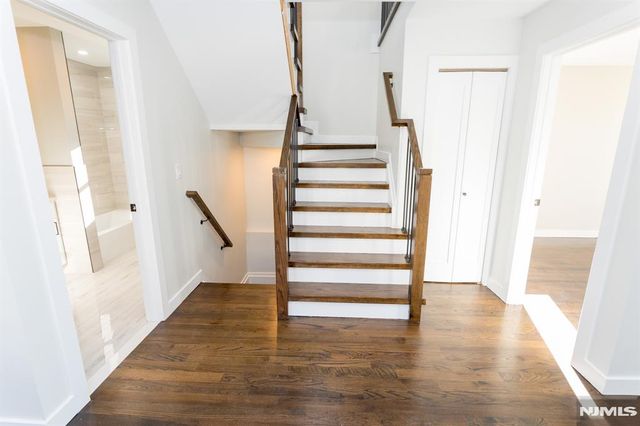 17 Warren Street 2, Bergenfield, NJ 07621