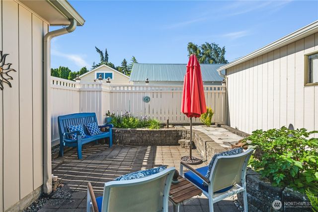 1605 9th Street, Anacortes, WA 98221