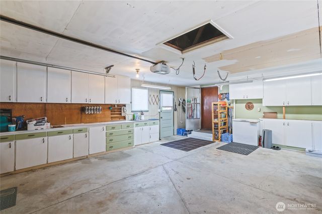 1605 9th Street, Anacortes, WA 98221