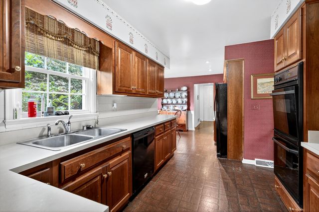 608 Leawood Drive, Frankfort, KY 40601