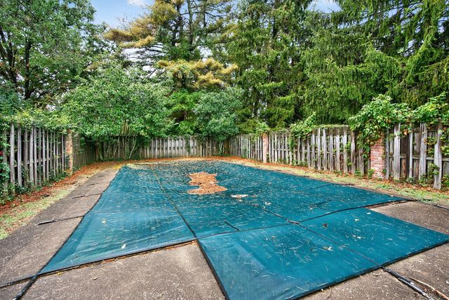 608 Leawood Drive, Frankfort, KY 40601