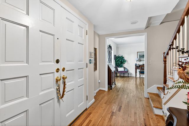 608 Leawood Drive, Frankfort, KY 40601