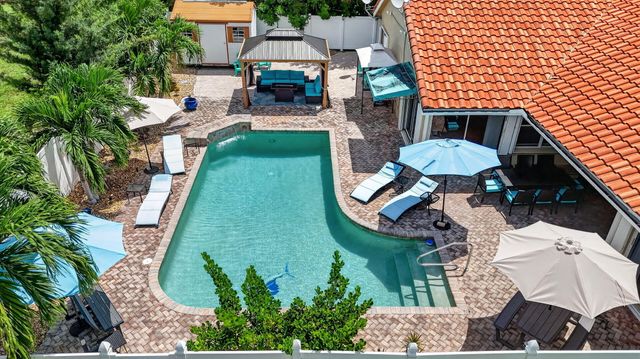 703 AVOCET Road, Delray Beach, FL 33444
