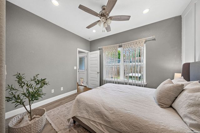 1339 Lombrano, San Antonio, TX 78207