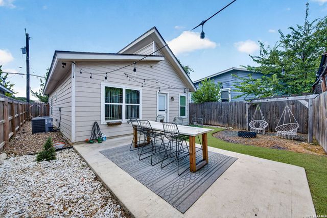 1339 Lombrano, San Antonio, TX 78207