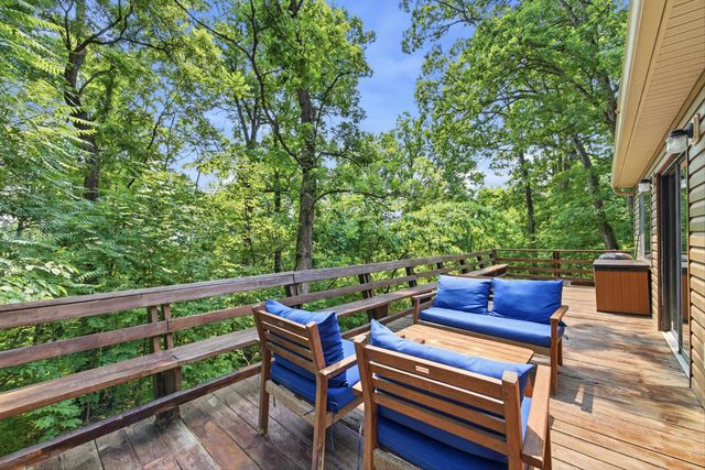460 HILLTOP LN, Mt Jackson, VA 22842