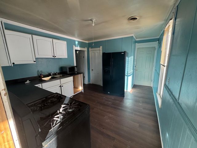 2106 4th Avenue N, Minneapolis, MN 55405