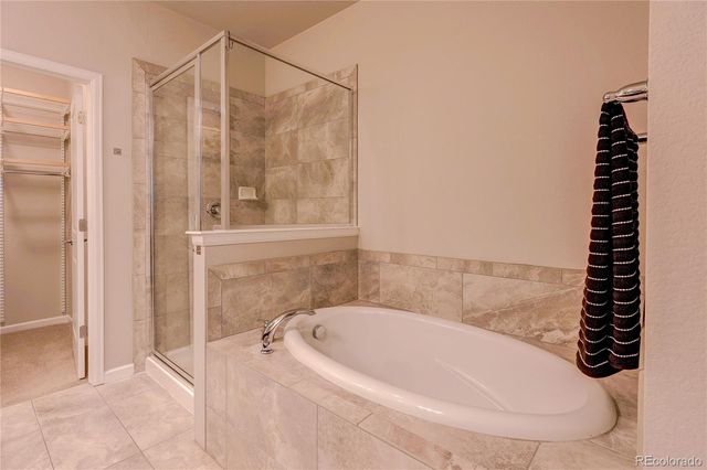 560 E Dry Creek Place, Littleton, CO 80122