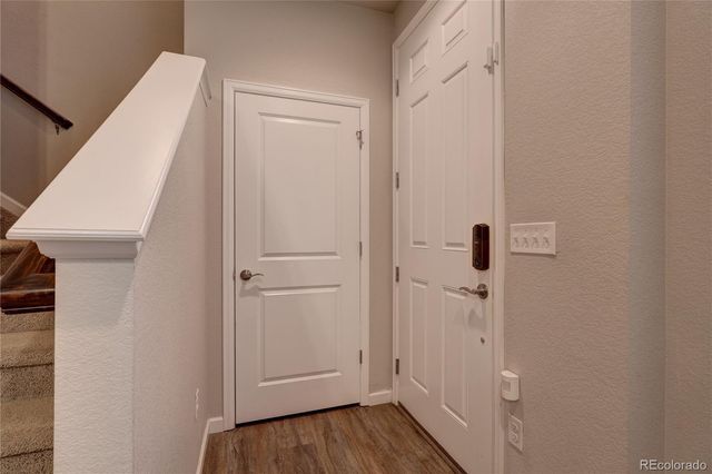 560 E Dry Creek Place, Littleton, CO 80122