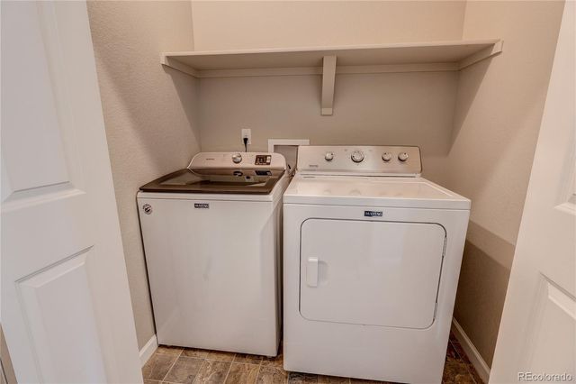 560 E Dry Creek Place, Littleton, CO 80122