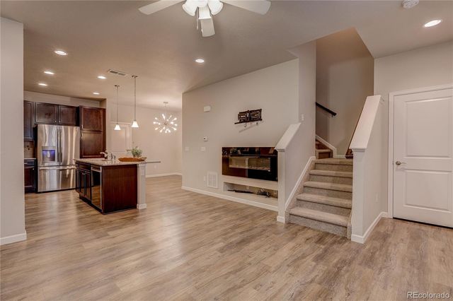 560 E Dry Creek Place, Littleton, CO 80122