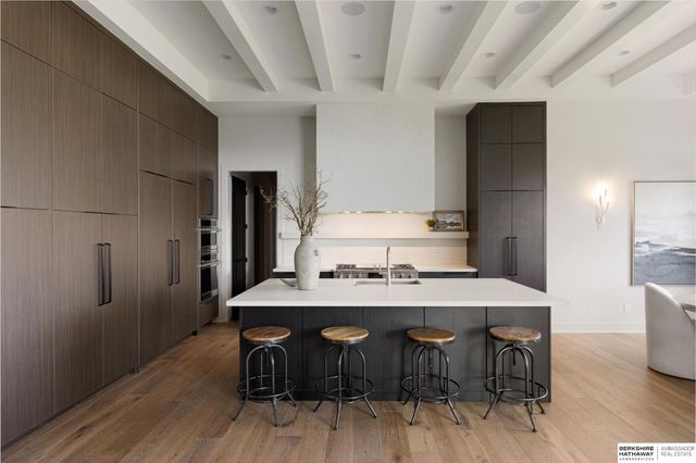 20928 Barbara Plaza Circle, Elkhorn, NE 68022