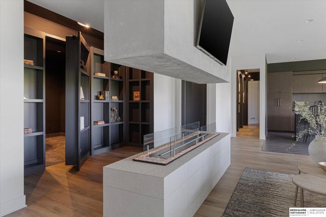 20928 Barbara Plaza Circle, Elkhorn, NE 68022