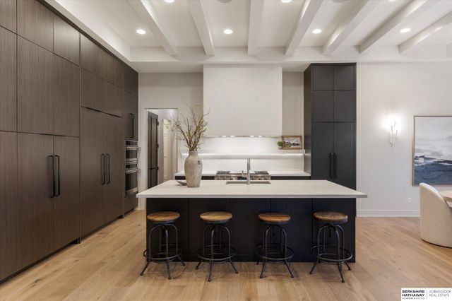 20928 Barbara Plaza Circle, Elkhorn, NE 68022