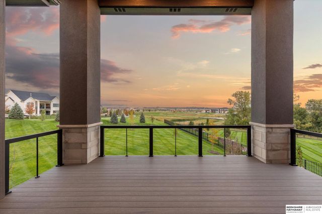 20928 Barbara Plaza Circle, Elkhorn, NE 68022