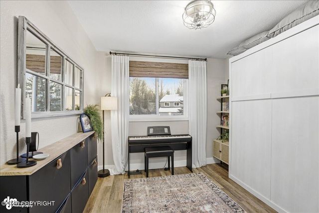 1760 Eastridge Drive, Anchorage, AK 99501