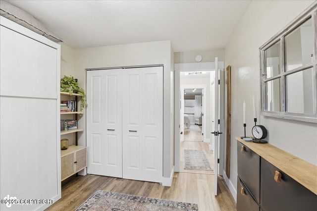 1760 Eastridge Drive, Anchorage, AK 99501