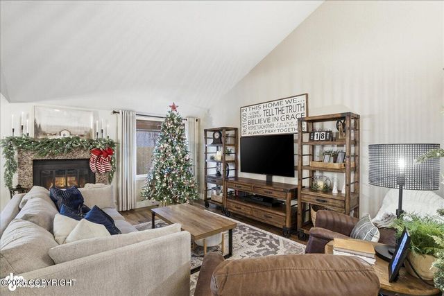 1760 Eastridge Drive, Anchorage, AK 99501