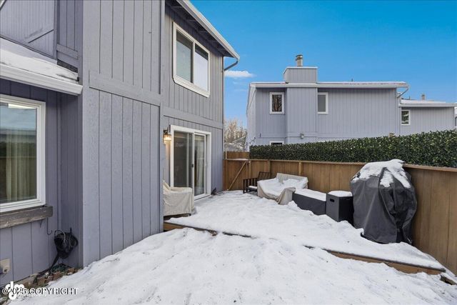 1760 Eastridge Drive, Anchorage, AK 99501