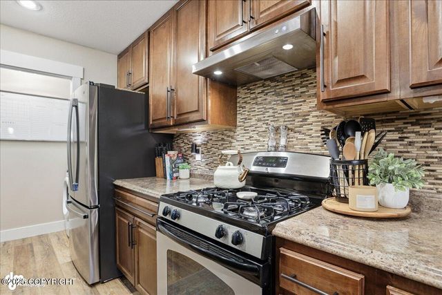 1760 Eastridge Drive, Anchorage, AK 99501