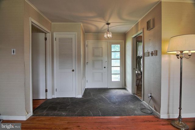 738 WHITE PINE LN, Pottstown, PA 19464