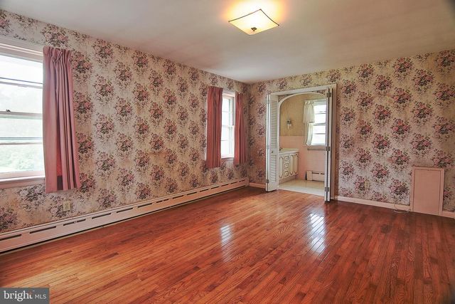 738 WHITE PINE LN, Pottstown, PA 19464