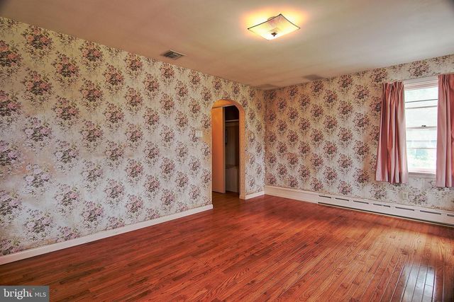 738 WHITE PINE LN, Pottstown, PA 19464