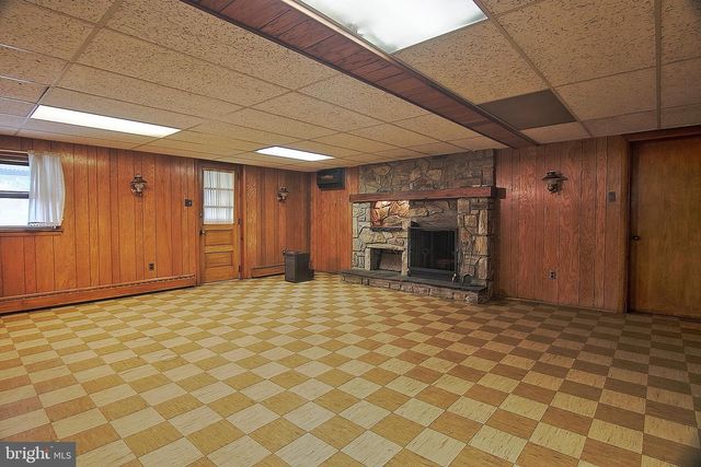 738 WHITE PINE LN, Pottstown, PA 19464