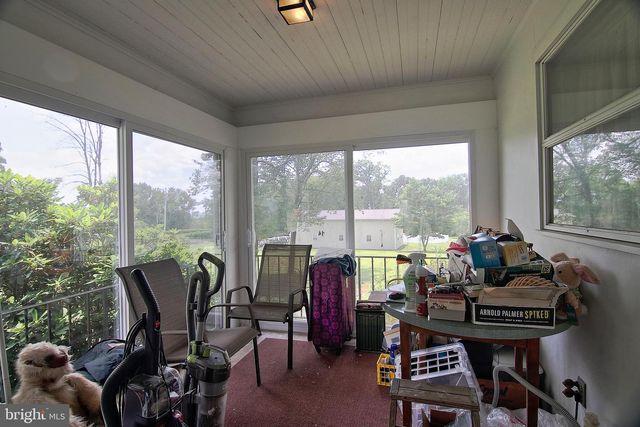 738 WHITE PINE LN, Pottstown, PA 19464