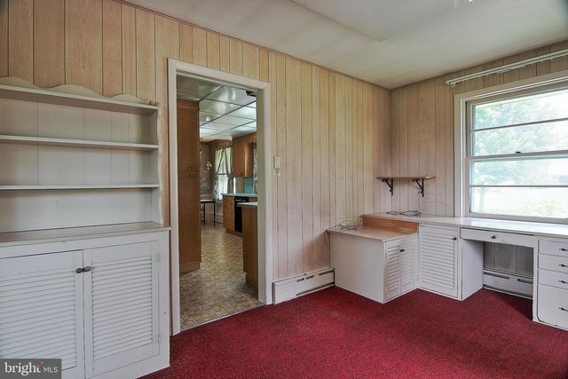 738 WHITE PINE LN, Pottstown, PA 19464