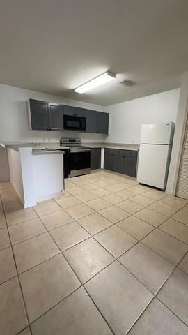 2776 CLUB CORTILE CIRCLE A, Kissimmee, FL 34746