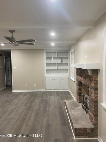 125 Wingfield Court, Jackson, MS 39204