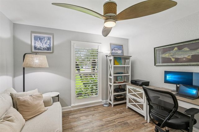 5036 DOVER STREET NE, St Petersburg, FL 33703