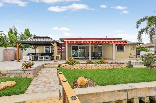 5036 DOVER STREET NE, St Petersburg, FL 33703