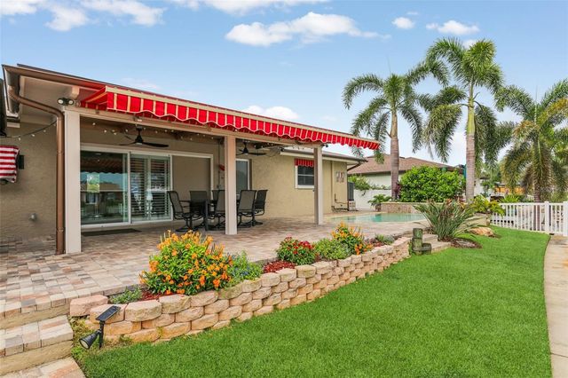 5036 DOVER STREET NE, St Petersburg, FL 33703