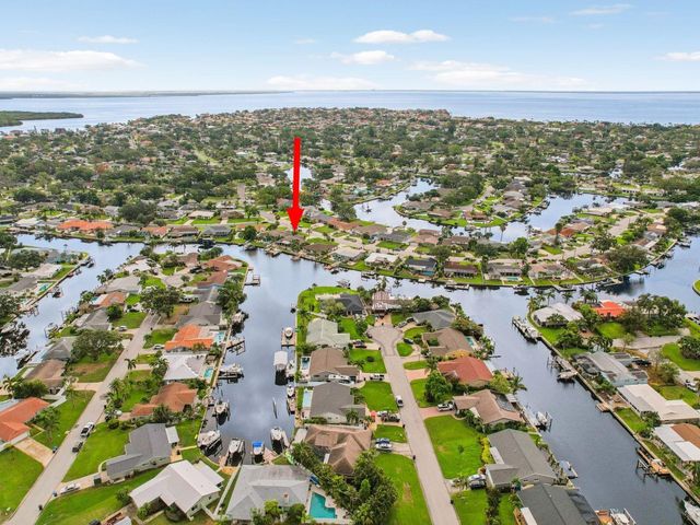 5036 DOVER STREET NE, St Petersburg, FL 33703