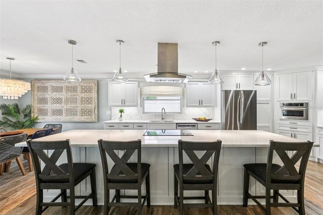 5036 DOVER STREET NE, St Petersburg, FL 33703