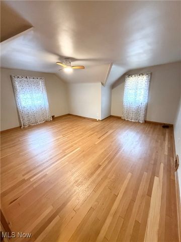 2379 Charney Road, University Heights, OH 44118