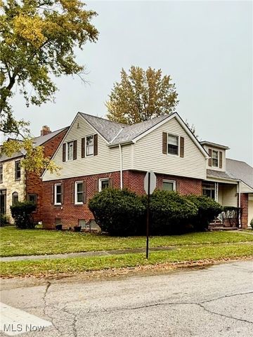 2379 Charney Road, University Heights, OH 44118