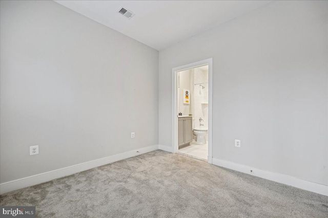 10340 GROSVENOR PL, North Bethesda, MD 20852