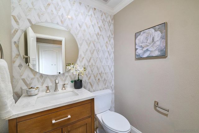 3650 Camino Marglesa, Escondido, CA 92025