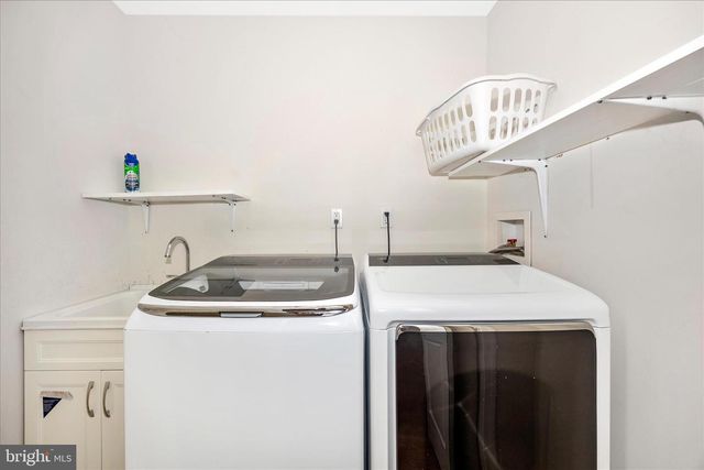 16215 REDLAND RD, Rockville, MD 20855