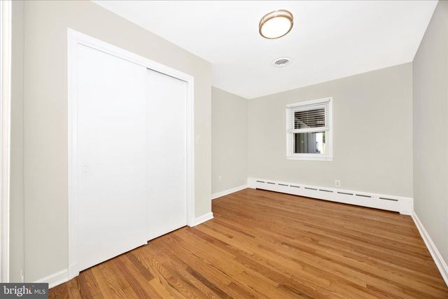 16215 REDLAND RD, Rockville, MD 20855