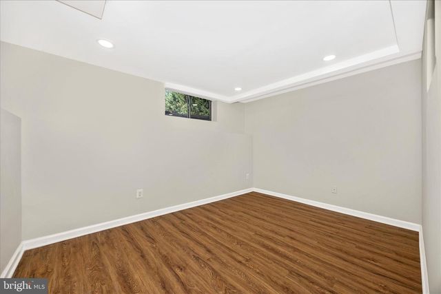 16215 REDLAND RD, Rockville, MD 20855
